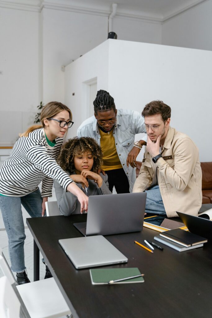 Comment gérer efficacement une équipe multiculturelle en Suisse